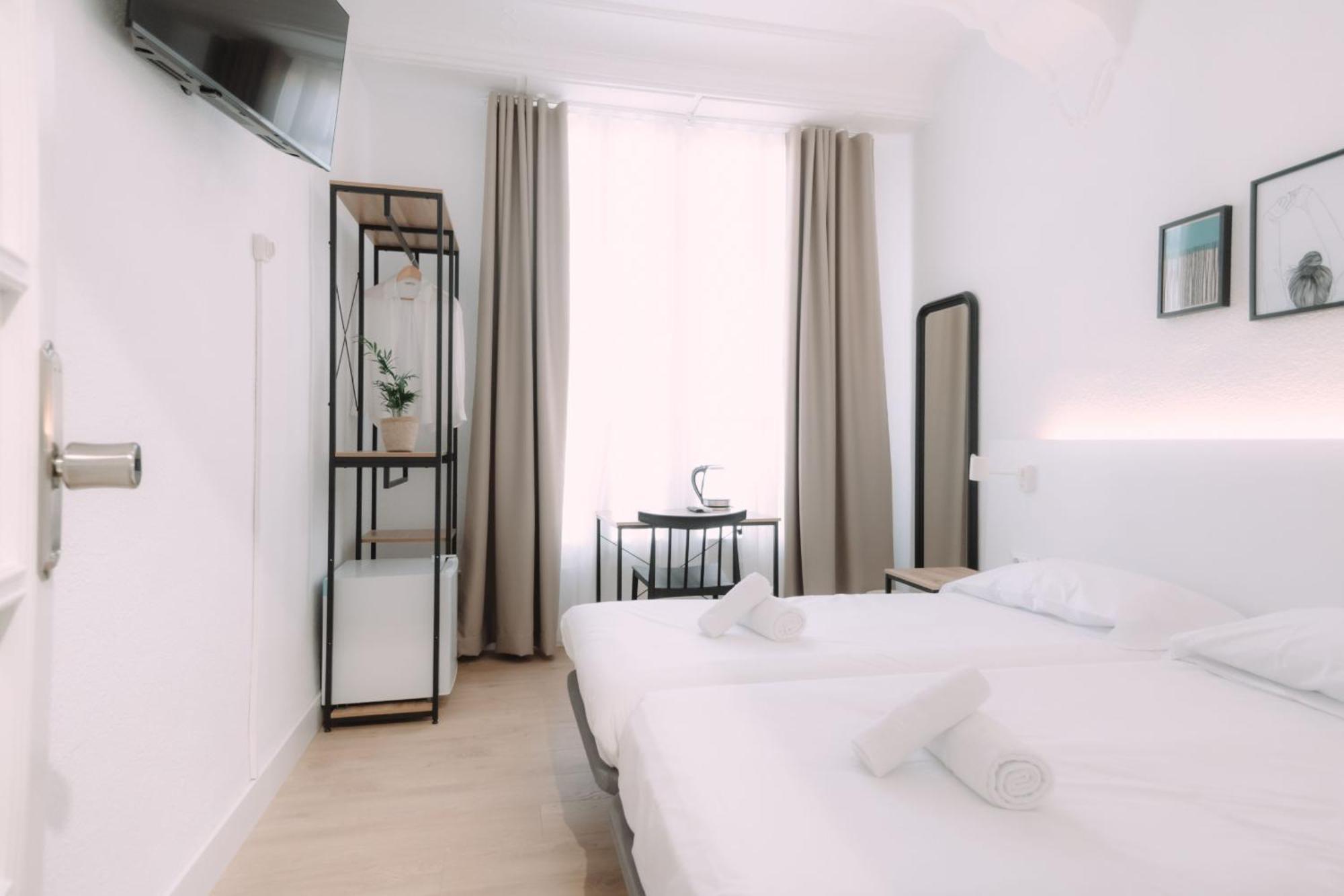 Concept Rooms Valencia Exterior photo
